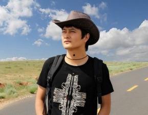 云飞个人资料,才华横溢的音乐才子，演绎人生华章