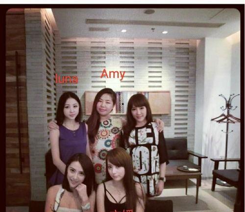 郭富城老婆图片,惊艳亮相,尽显女神魅力